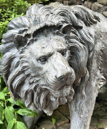 Statue